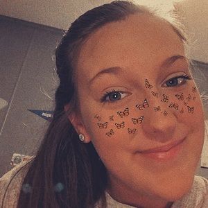 Meet your Posher, Erika jo